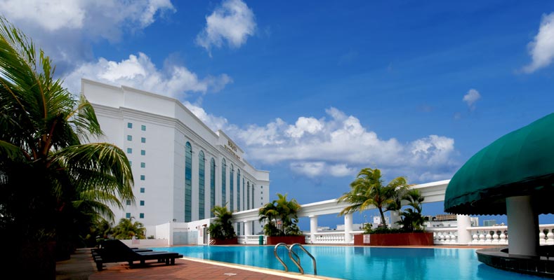 Berjaya Waterfront Hotel, Johor Bahru - Recreation Swimming Pool